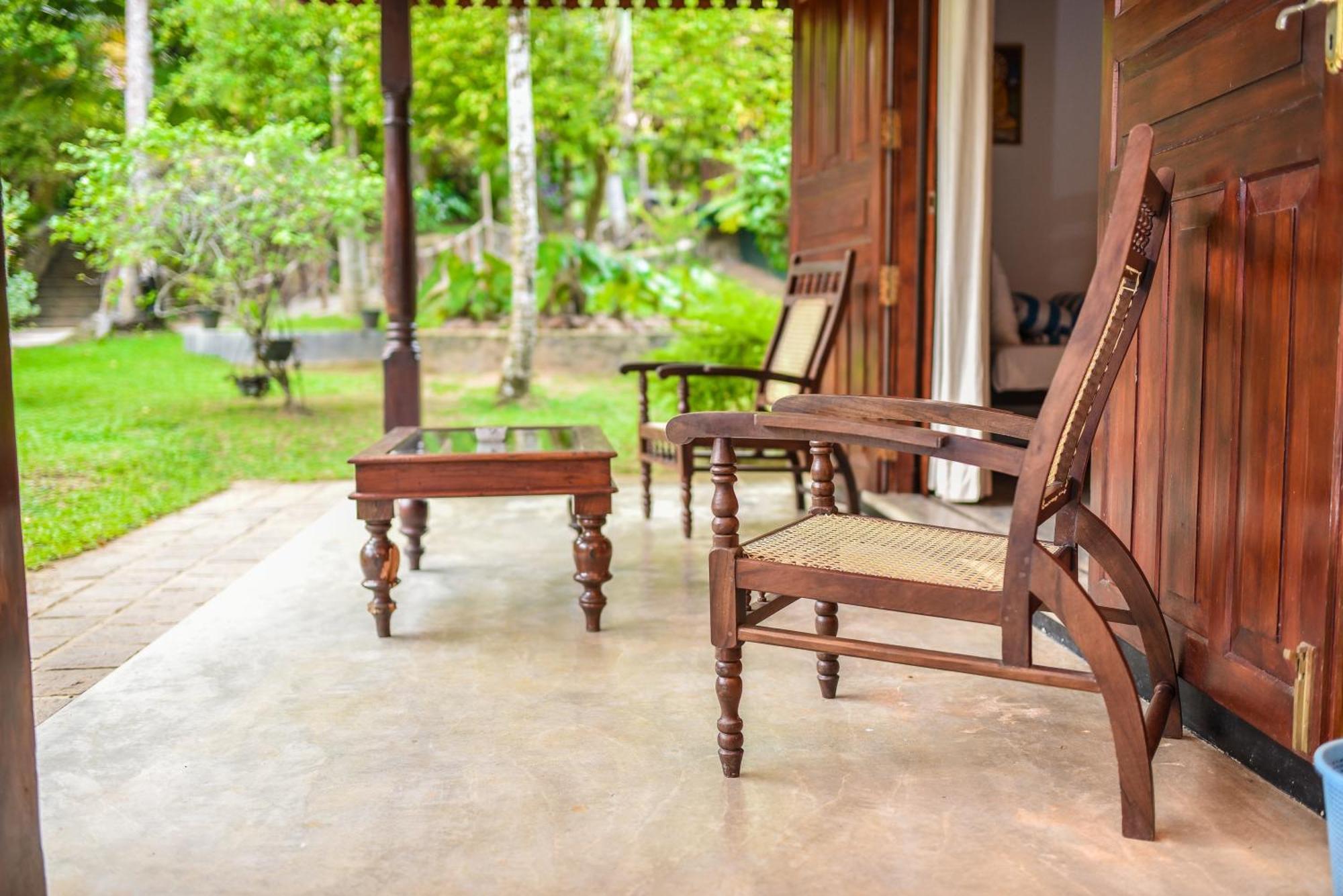 Araliya Gardens Hotel ฮิกคาดูวา ภายนอก รูปภาพ