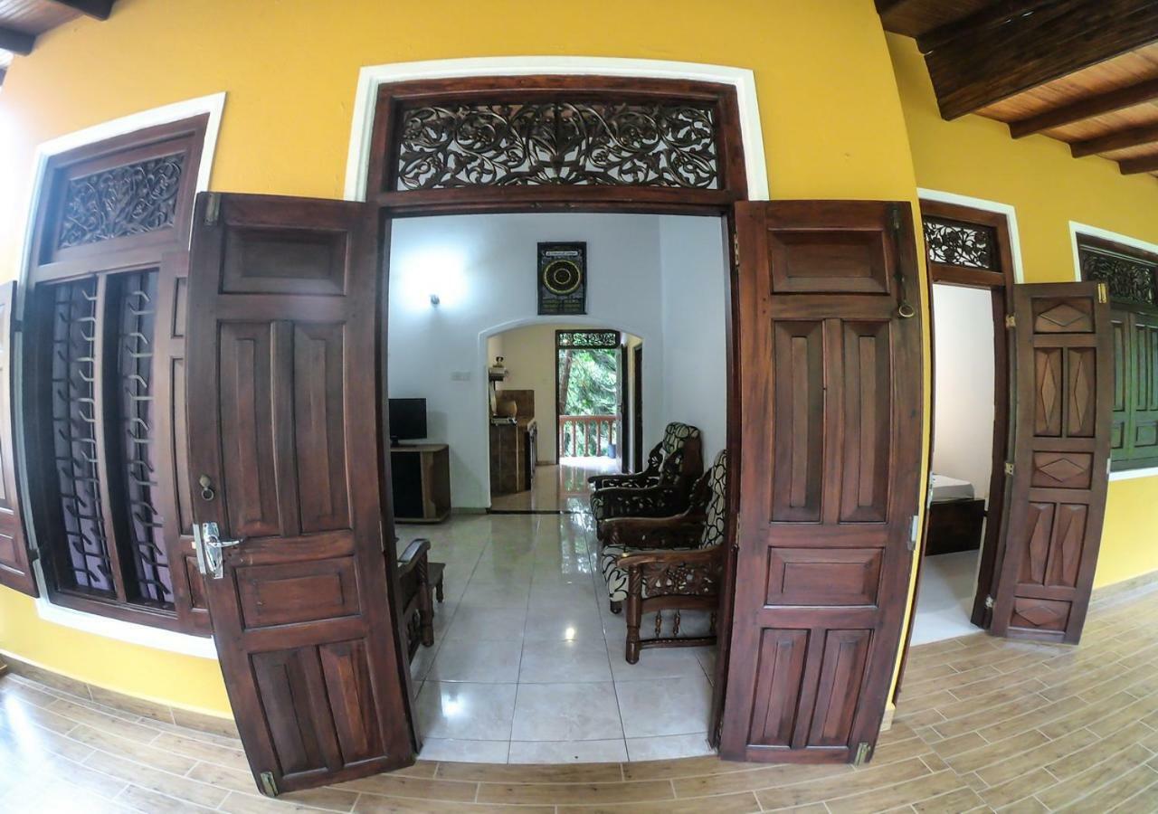 Araliya Gardens Hotel ฮิกคาดูวา ภายนอก รูปภาพ